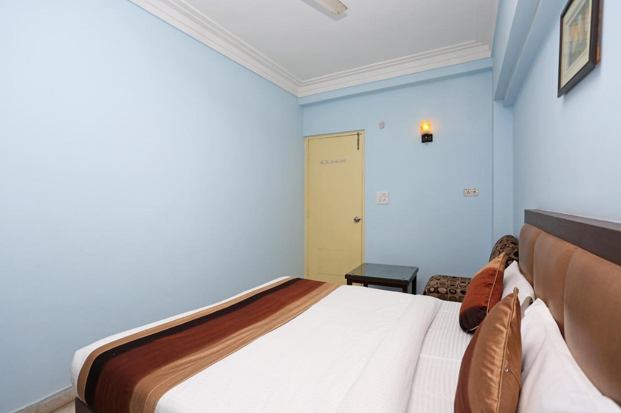 Vaccinated Staff - Oyo 5515 Hotel Blue Palace Gwalijar Zewnętrze zdjęcie
